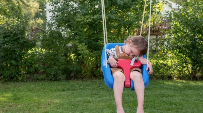 Easy and practical ideas of Installing a Swing Set