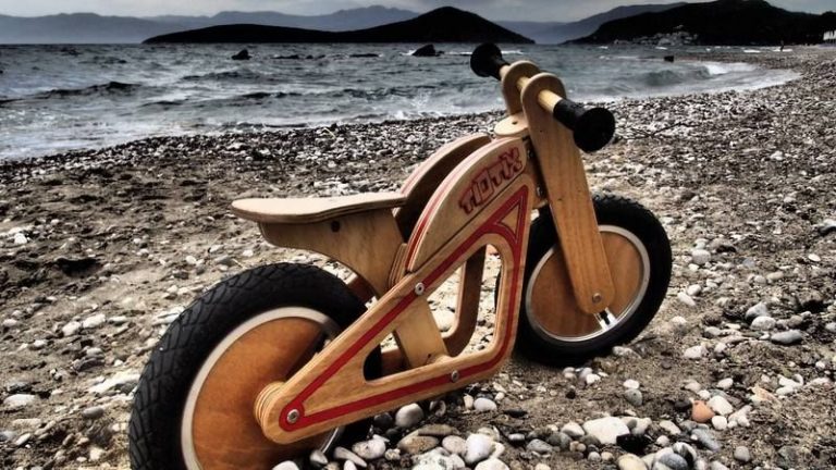 Top Benefits of a Wooden Balance Bike