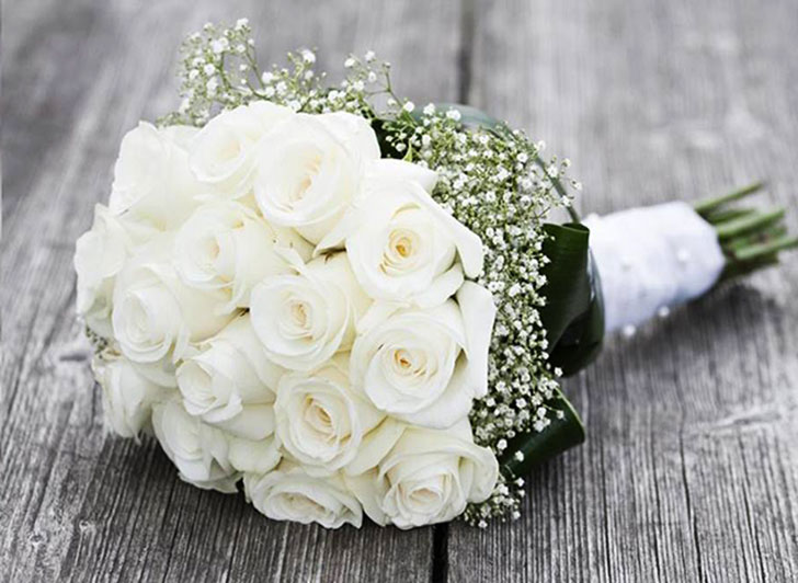 rom hand bouquet