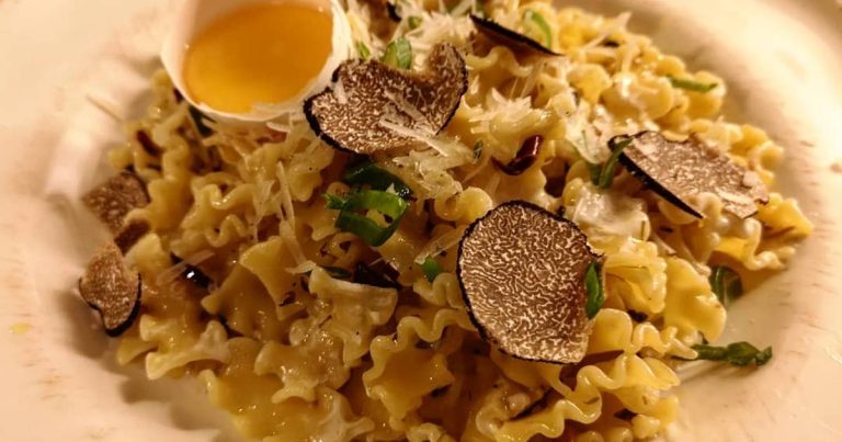 There are 6 Unexpected Advantages of Eating Truffles for Your Health