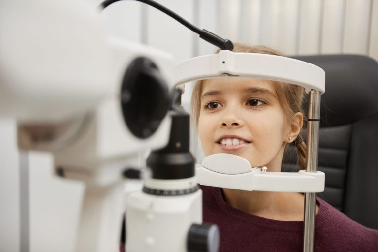 How Myopia Be Controlled And Managed At The Early Stage